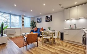 Luxuriously Cosy 1 Bed Flat At Trinity Point Gravesend, Suitable For Long Stay And Short Stay